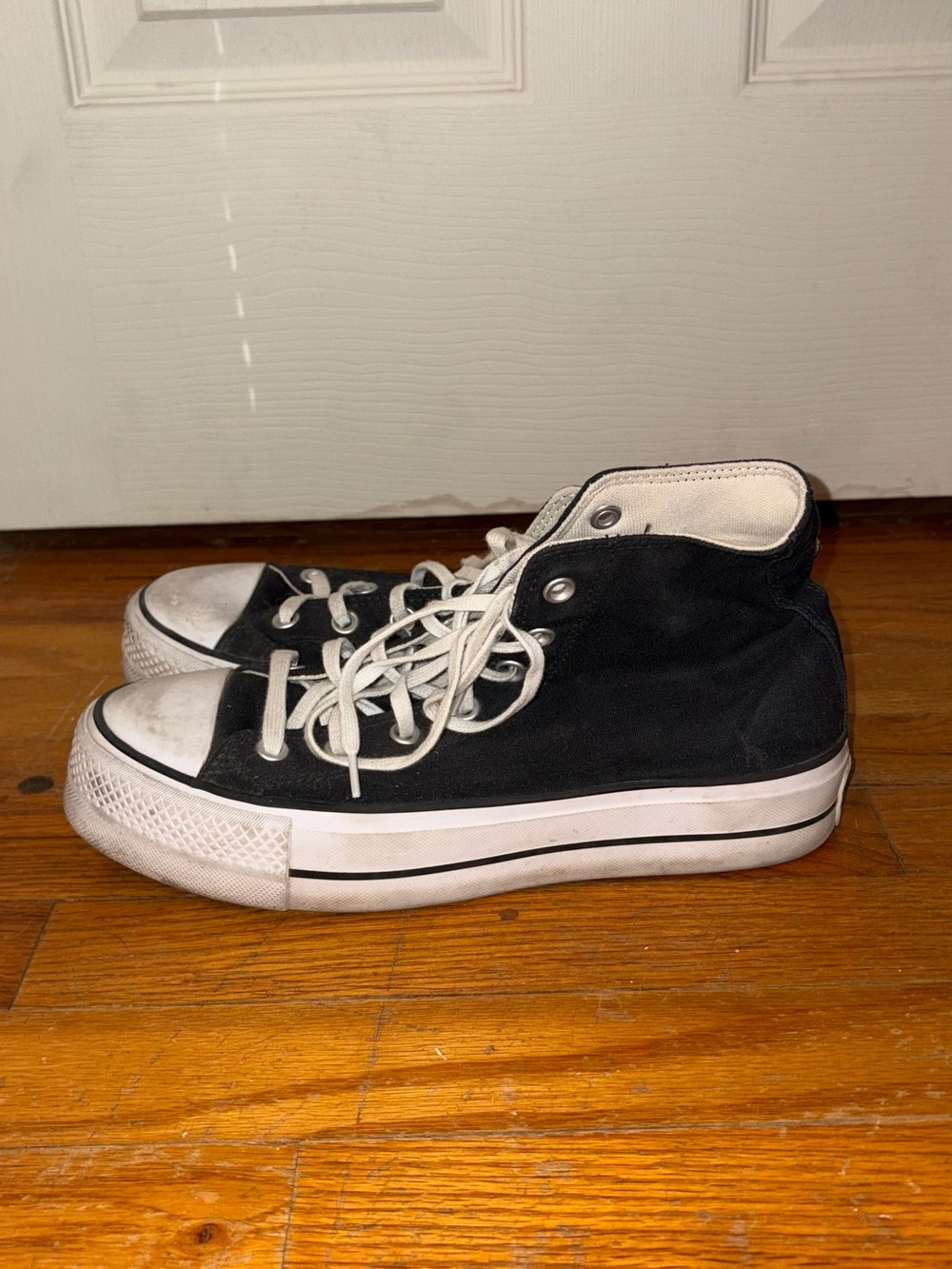 Gently worn Black Platform Converse